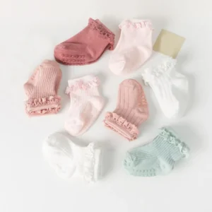 New baby's  non-slip cotton socks solid color.